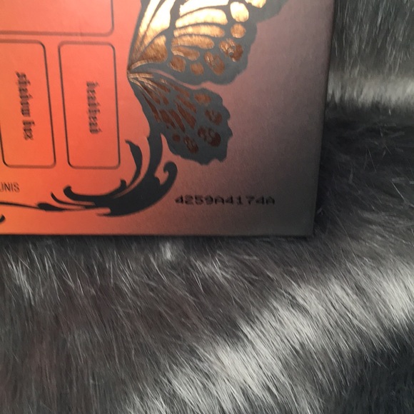 NWOB Kat Von D Monarch Eyeshadow Palette - Picture 6 of 8